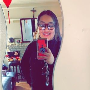 Meet your Posher, Marilyn